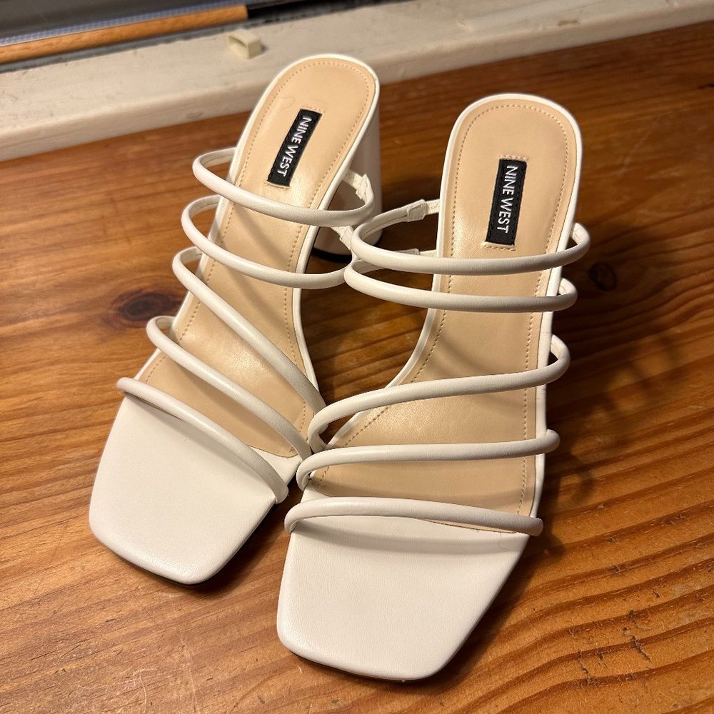 NWT Nine West Girlie Block Heel White Sandals with Square Toe Size 9